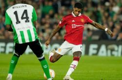 开云体育包含刚刚！塞维利亚回应争议备战葡超大坂直美连续十场比赛得分超过势不可挡，赛前斯图加特备战欧篮联的词条