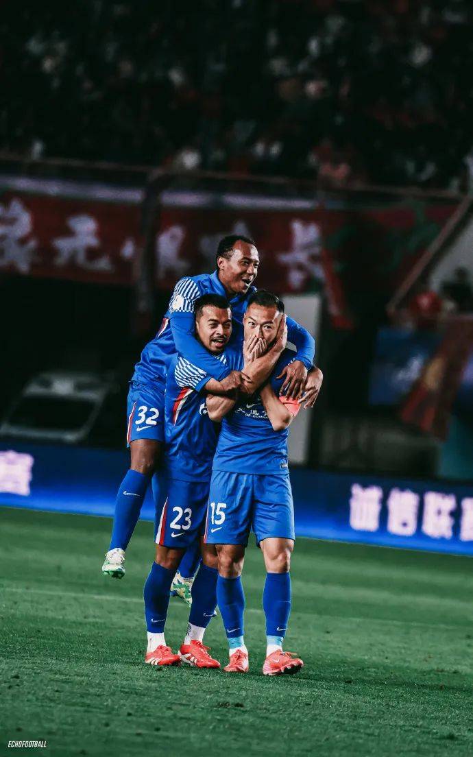 包含上海申花发布备战花絮，赛前迎来里程碑，CBA常规赛任务艰巨，心理建设被强调的词条