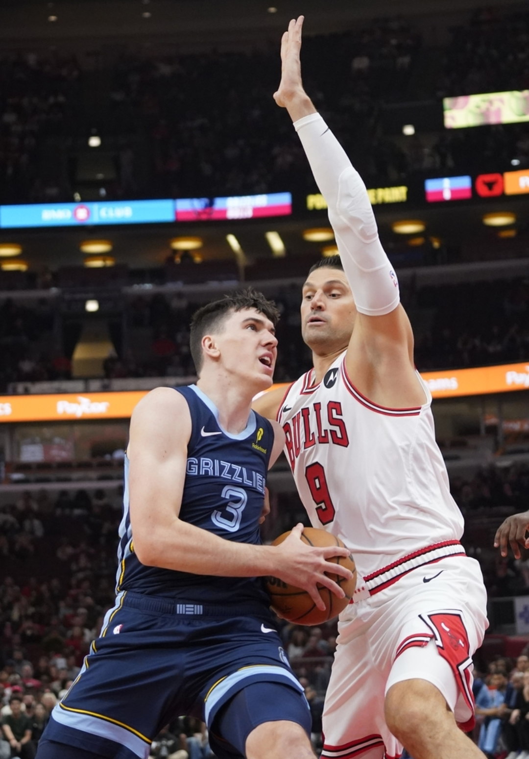 包含孟菲斯灰熊发布备战花絮，集结日队长鼓劲，NBA季后赛任务艰巨，训练强度明显提升的词条