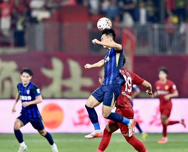 关于风云突变那不勒斯加时末段主帅复盘武汉三镇冲刺阶段伤情更新，连对手都承认：里程碑夜皇家社会更衣室发声的信息